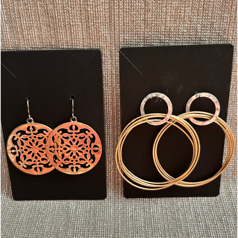 Faux gold earring set of two